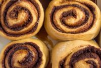 Cinnamon Rolls with Coffee Glaze: Irresistible Morning Treat