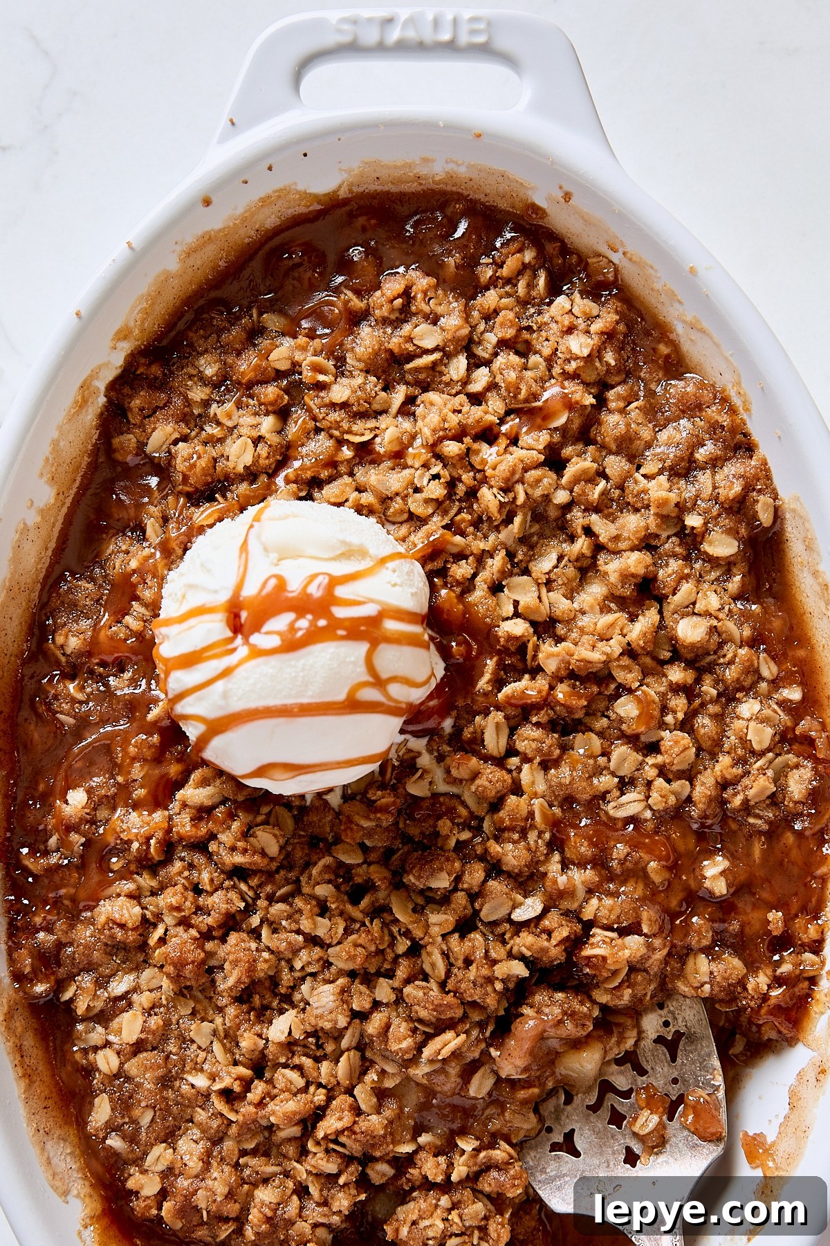 Oatmeal Pear Crisp with Caramel