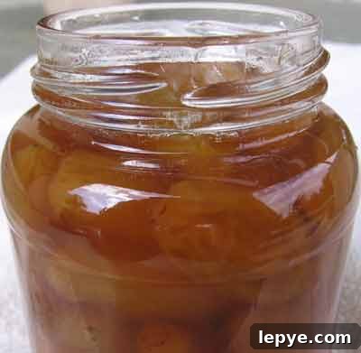 The candied grapes are done, greek spoon sweet recipe for stafyli gliko.
