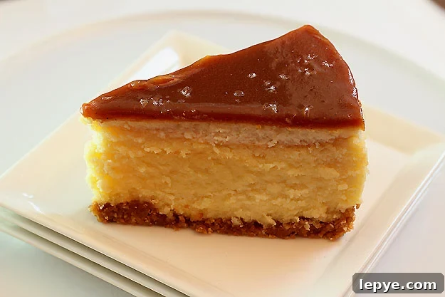 White Chocolate Mascarpone Cheesecake with Salted Caramel White Chocolate Mascarpone Cheesecake with Salted Caramel