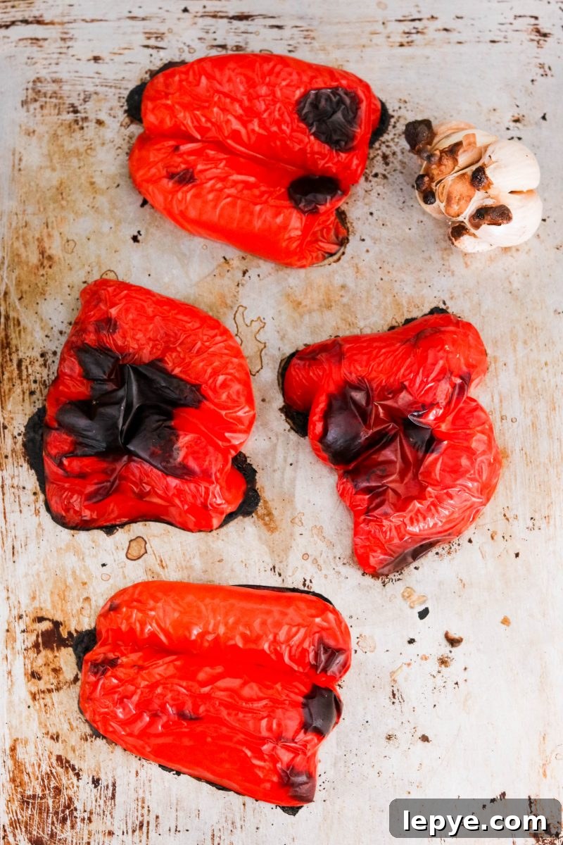 Garlic Roasted Red Pepper Sauce | Whole30, Paleo, Keto, Vegan 3 garlicky whole30 roasted red pepper sauce