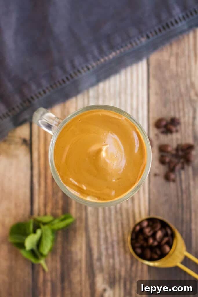 Iced dalgona coffee