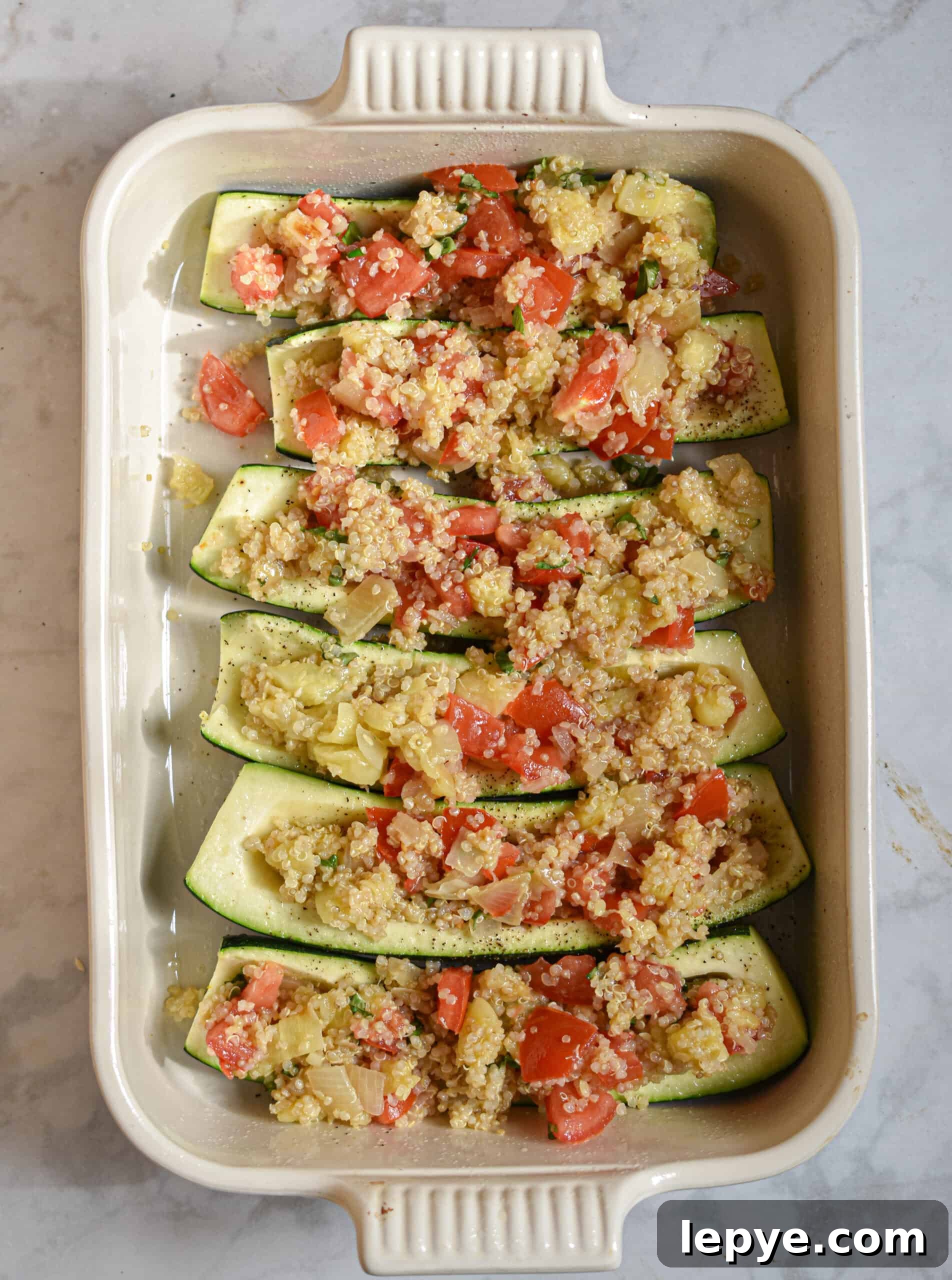 Quinoa stuffed zucchini