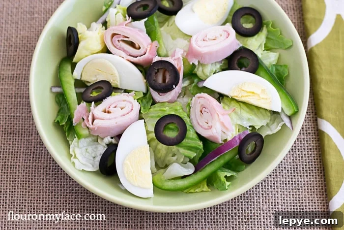 Classic Chef's Salad Recipe: How to Make It at Home 3 Chef;s Salad recipe via flouronmyface.com