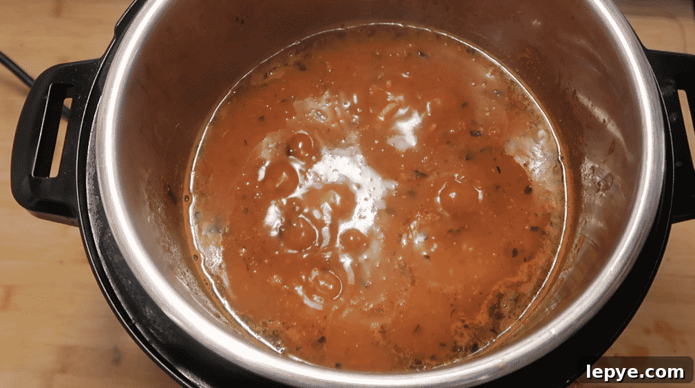 Instant Pot Bouillabaisse Recipe: Quick French Fish Stew 21 img 24414 20