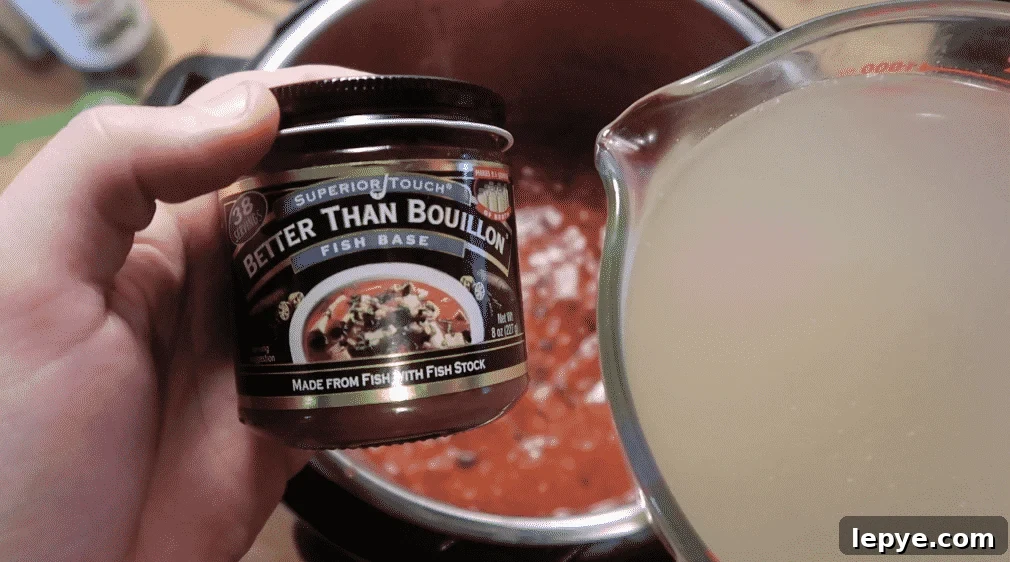 Instant Pot Bouillabaisse Recipe: Quick French Fish Stew 10 img 24414 9