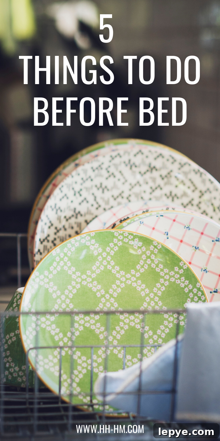 Evening routine: 5 things you should be doing before you go to bed! 5 simple evening habits to start, so you can start your mornings prepared and stress-free!