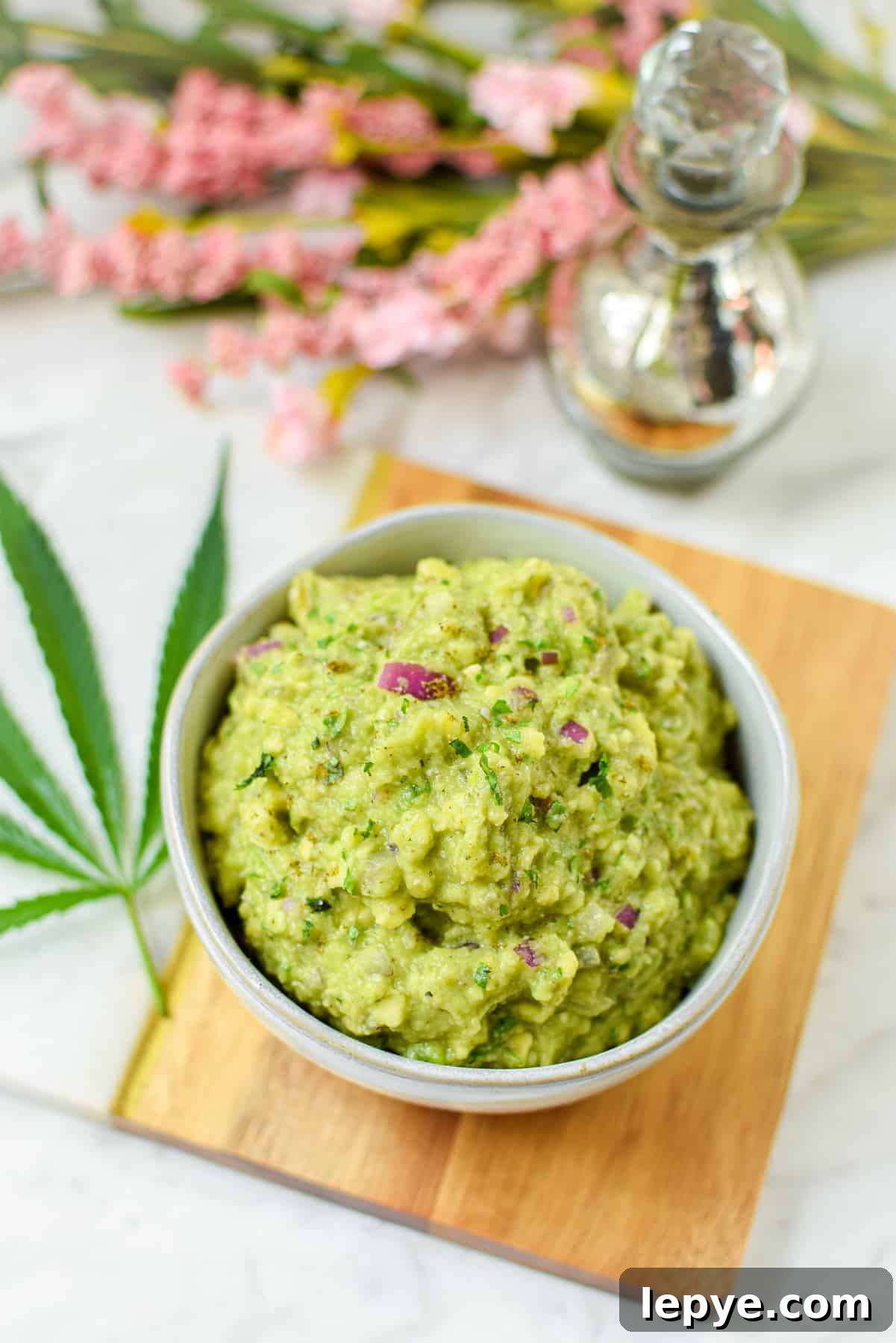 Cannabis-Infused Guacamole Recipe: Fast Homemade Pot Guac 7 img 47456 7