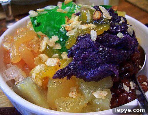 Halo-Halo Dessert: Filipino Shaved Ice with Sweet Toppings 3 Halo halo Filipino Dessert