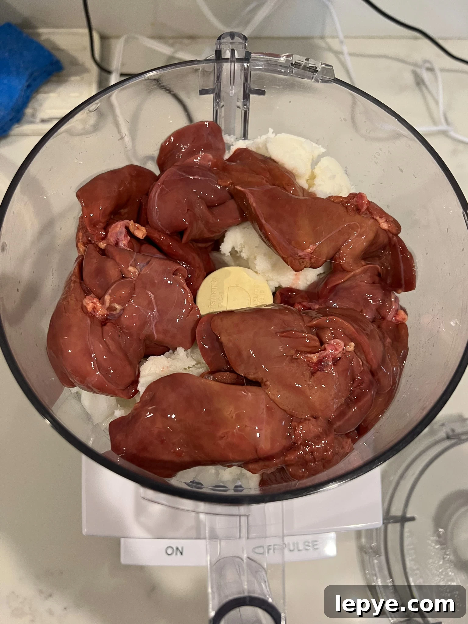 How to Make Classic Danish Leverpostej (Liver Pâté) 17 Chicken livers in the food processor.